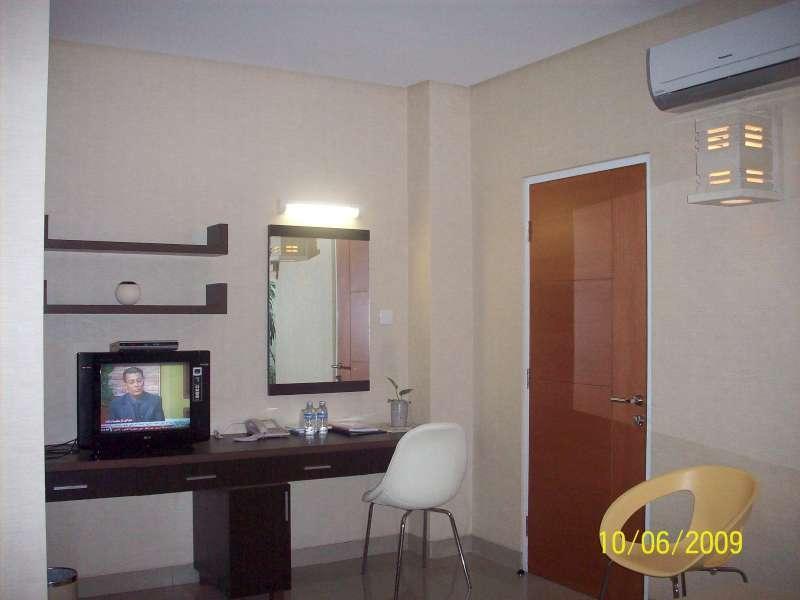 Tirta Mansion Lippo Karawaci Hotel Тангеранг Екстериор снимка